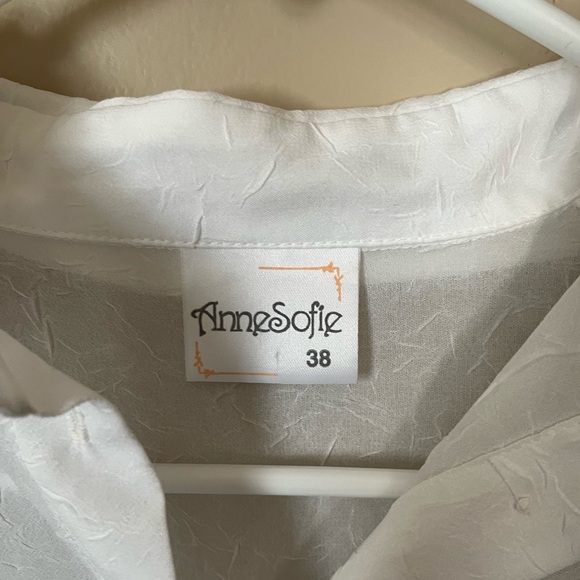 Vintage 1980s Eastern European White Shoulder-Padded Blouse - Picture 3 of 4